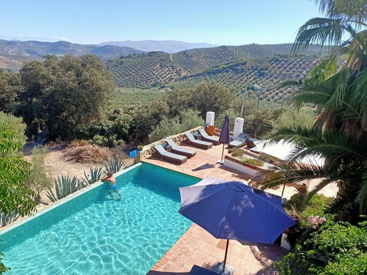 Bed and Breakfast Cortijo La Haza à Iznájar Extérieur photo