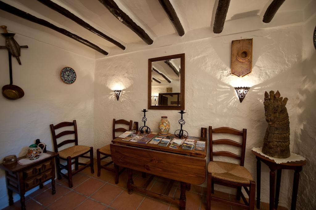 Bed and Breakfast Cortijo La Haza à Iznájar Extérieur photo